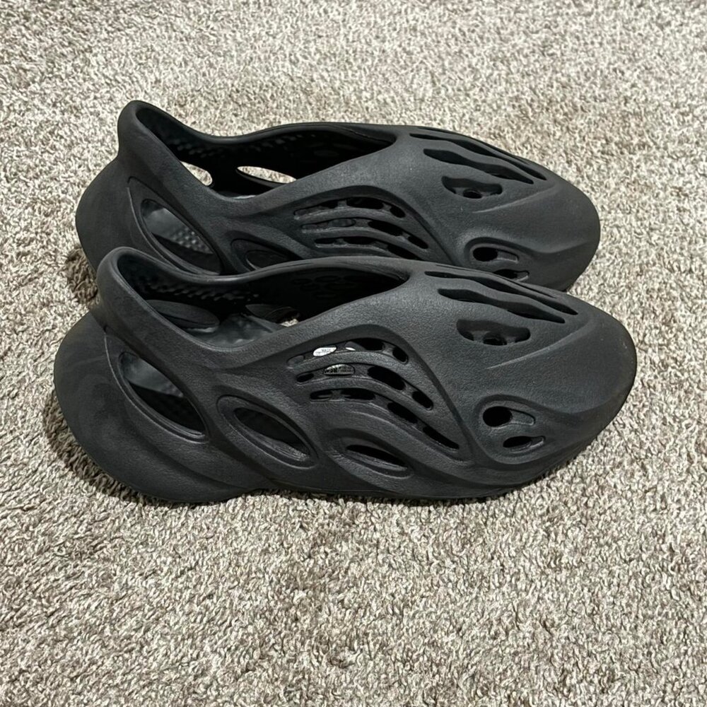 Yeezy Foam Runner Size 9